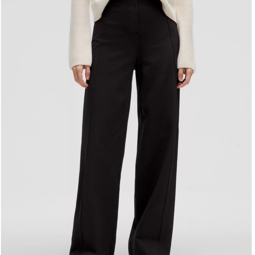 Lululemon Stretch Knit Pull On Pant Size XXS, Like New and NWT